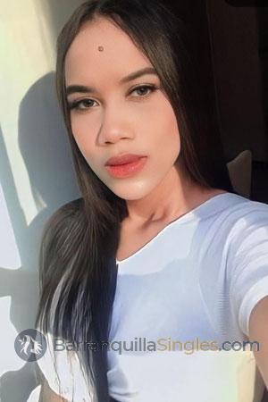 212142 - Adriana Age: 20 - Colombia